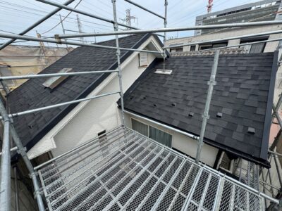 【横浜市】波型スレート屋根「ニューウェーブ」を撤去してから屋根カバーしました｜横浜市鶴見区 屋根の修理・外壁塗装の専門店 (株)成田屋商店