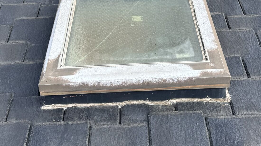 天窓 コーキング