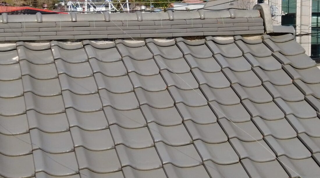 瓦屋根