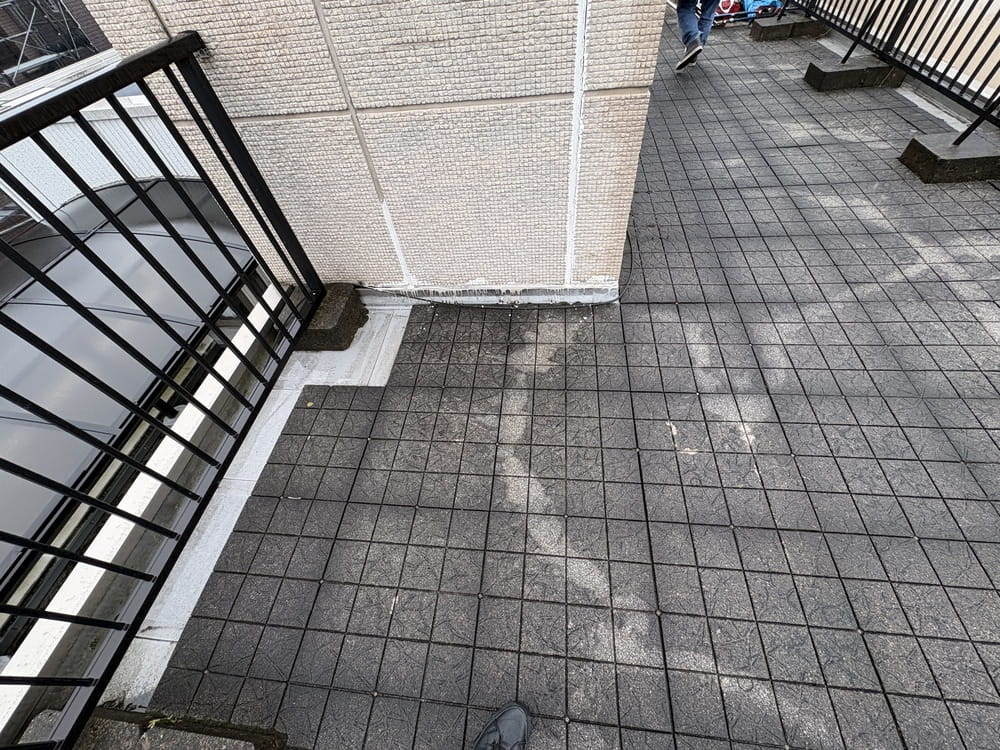 経年劣化した屋上防水
