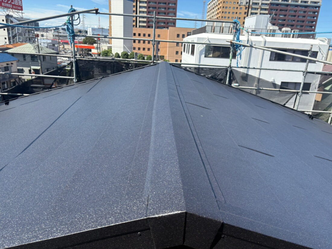 スーパーガルテクトで屋根カバー